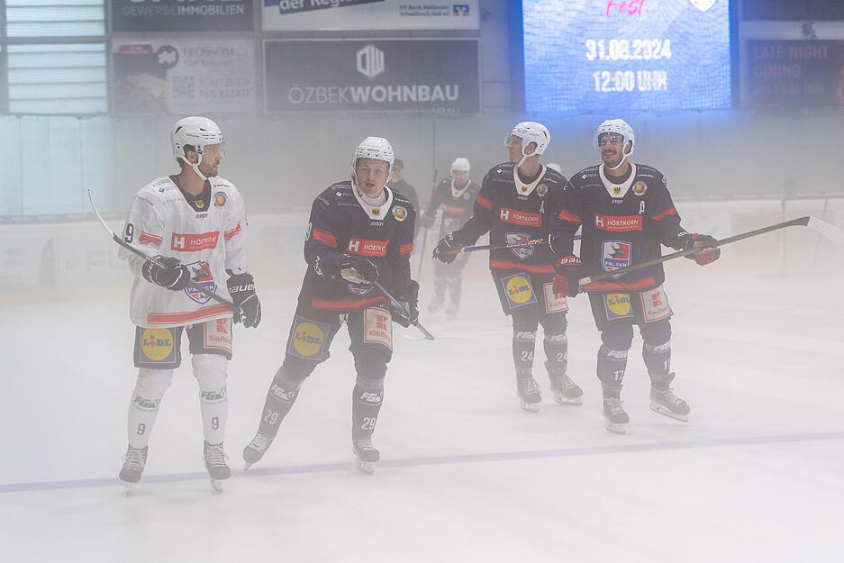 &Ouml;ffentliches Training der Heilbronner Falken.