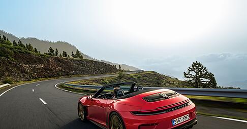 Der GT3 S/C schafft den Sprint von Tempo 0 auf 100 in 3,9 Sekunden.