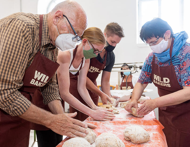 Lesersommer: Backen im Duttenberger Backhaus Lesersommer: Backen im Duttenberger Backhaus