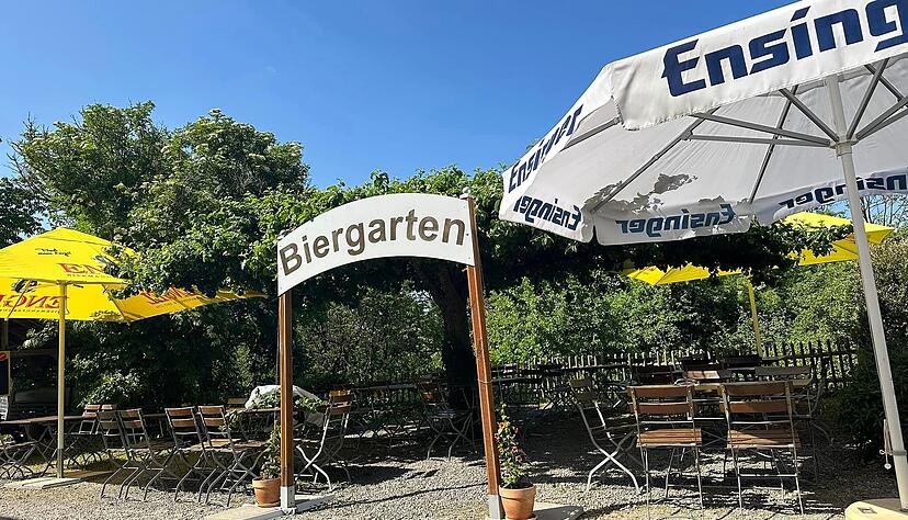 Der Biergarten des Wirthauses zum Herboldshof plant in der Saison 2024 ein Oldtimer-Schleppertreffen am Vatertag. Der Biergarten des Wirthauses zum Herboldshof plant in der Saison 2024 ein Oldtimer-Schleppertreffen am Vatertag.