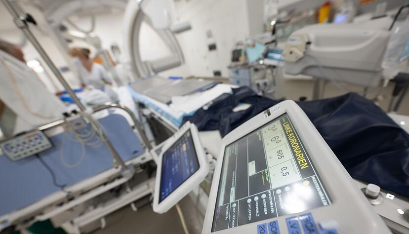 Wegen aller Herzerkrankungen in 2023 gab es 1.635.903 Aufnahmen in Kliniken - gut 61.500 mehr als noch 2022. (Symbolbild)
