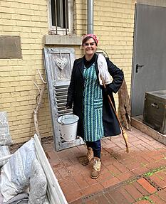 Frau Schwätzele gibt Einblicke in die Kunst der Kehrwoche, die perfekt selbstverständlich nur Schwaben beherrschen. Frau Schwätzele gibt Einblicke in die Kunst der Kehrwoche, die perfekt selbstverständlich nur Schwaben beherrschen.
