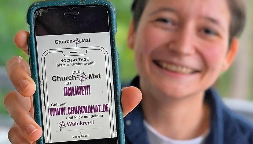 Die T&uuml;binger Theologiestudentin Sofia R&uuml;ckle hat einen "Church-o-Mat" entwickelt, eine digitale Entscheidungshilfe zur Kirchenwahl.