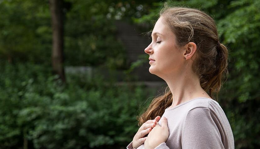 Durchatmen: Kurze Entspannungs&uuml;bungen k&ouml;nnen in akuten Momenten Sicherheit geben.