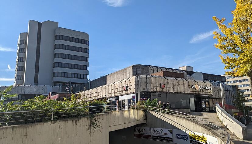 Umbau weiterhin geplant: Alle Mietverträge im Wollhaus in Heilbronn sind laut Eigentümer Arthur Neufeld bis Ende 2027 befristet. Umbau weiterhin geplant: Alle Mietverträge im Wollhaus in Heilbronn sind laut Eigentümer Arthur Neufeld bis Ende 2027 befristet.