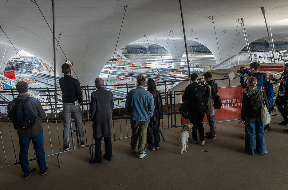 Tausende Menschen informierten sich &uuml;ber das Verkehrsprojekt.