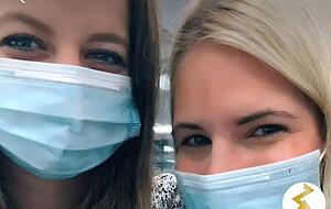 Sophie Grill (links) und Rebecca Amlung in einem der TikTok-Clips.
Fotos: privat