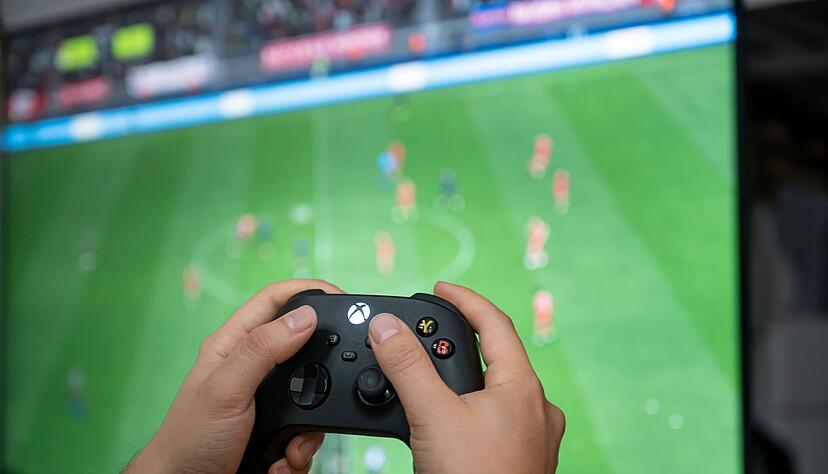 Ran an die Konsole: Gamer greifen immer mehr auf Abo-Dienste zurück. (Symbolbild) Ran an die Konsole: Gamer greifen immer mehr auf Abo-Dienste zurück. (Symbolbild)