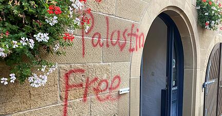 Ein Schriftzug am Eingang des Möckmühler Rathauses.
Foto: Adrian Hoffmann