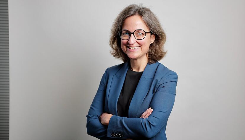 Melanie Hau&szlig;mann, Schulleiterin in Heilbronn, blickt stolz auf das Schuljahr zur&uuml;ck.