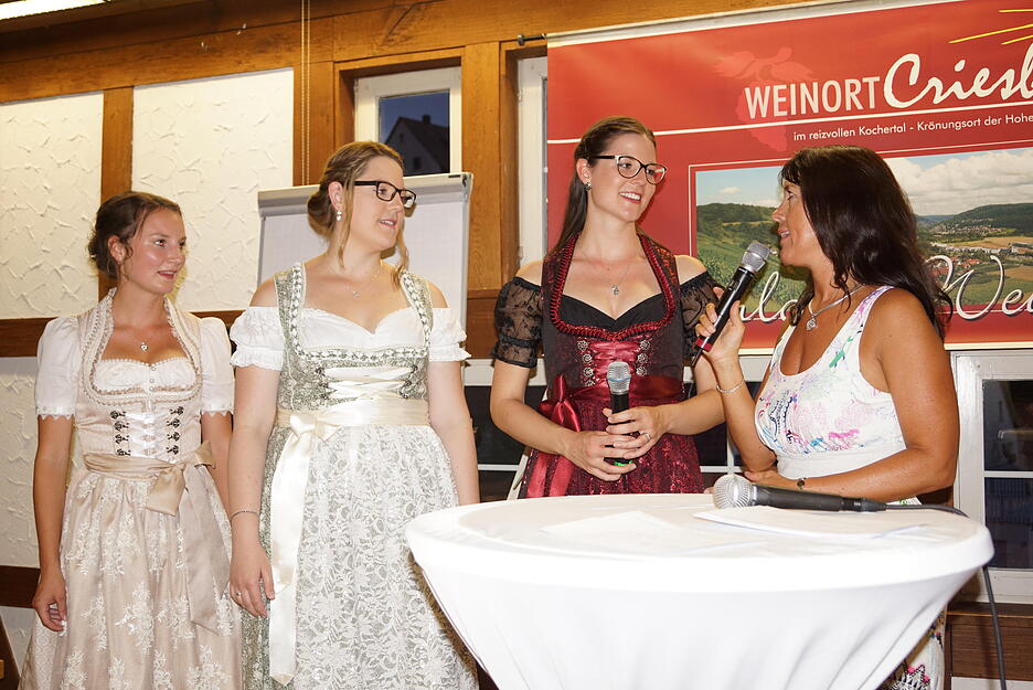 Weinfest Criesbach: Wahl der Hohenloher Weinkönigin - STIMME.de