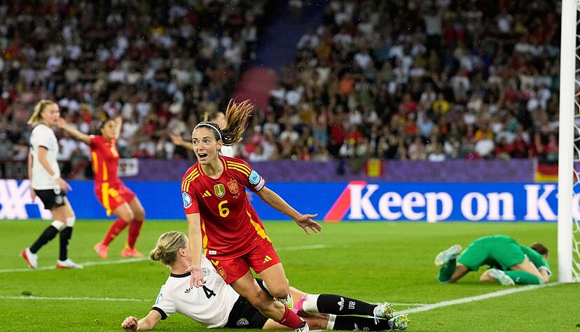 Aitana Bonmat&iacute; schickt Spanien mit ihrem Tor ins EM-Finale.