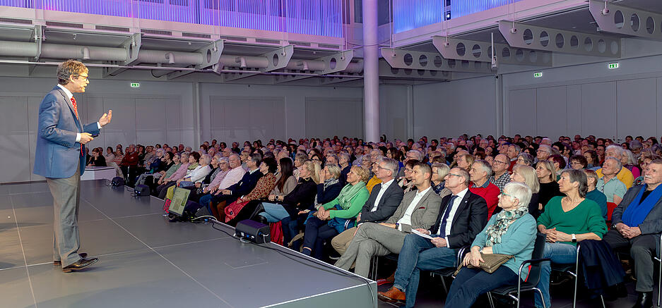 Die 59. Abendvorlesung der gemeinsamen Reihe &bdquo;Medizin hautnah&ldquo; von SLK-Kliniken, Heilbronner Stimme und der Kreissparkasse Heilbronn war ausgebucht.