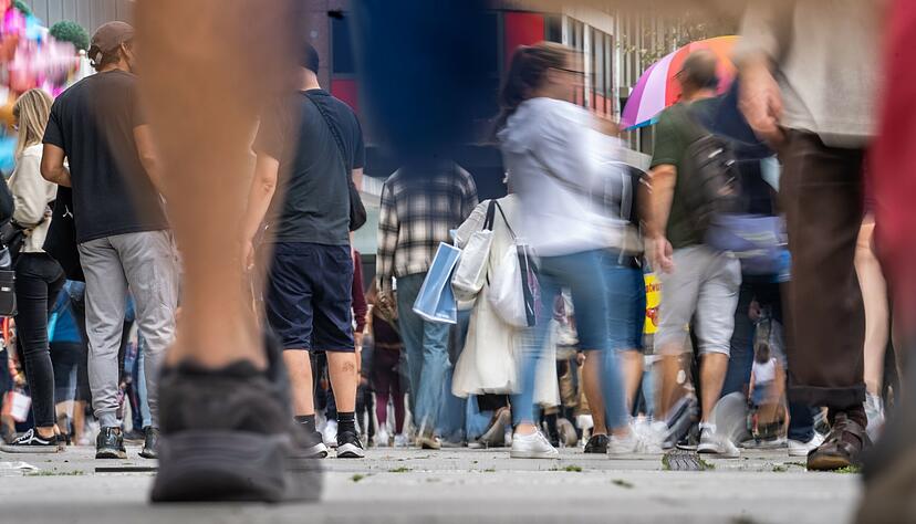 Ab Montag gilt die Sieben-Tage-Inzidenz in Baden-Württemberg nicht mehr als alleiniger Maßstab. Foto: dpa Ab Montag gilt die Sieben-Tage-Inzidenz in Baden-Württemberg nicht mehr als alleiniger Maßstab. Foto: dpa
