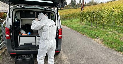 Kriminaltechniker sicherten am Samstag am Tatort Spuren.