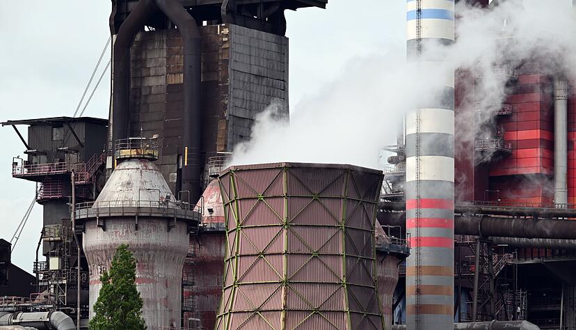 Deutschlands größter Stahlerzeuger Thyssenkrupp Steel steht vor einem Umbau.
