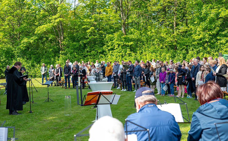 Christi Himmelfahrt "Kirche im Gr&uuml;nen" Taufgottesdienst am Breitenauer See