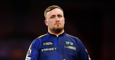 Luke Littler verpasste eine Turnier-Anmeldung wegen einer Vollsperrung nach einem Unfall. (Archivbild)