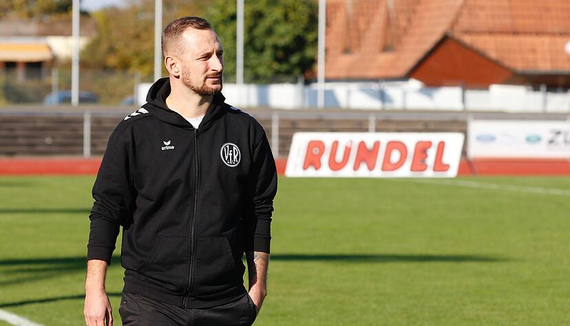 Trainer Manuel Fischer hat trotz der Niederlage seines VfR Heilbronn gegen den VfB Friedrichshafen "viel Gutes gesehen".