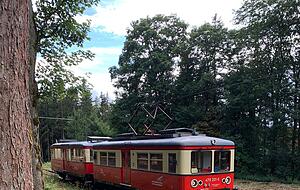 Ab 1900 erschloss die Schwarzatalbahn das Tal für den Tourismus. Ab 1900 erschloss die Schwarzatalbahn das Tal für den Tourismus.