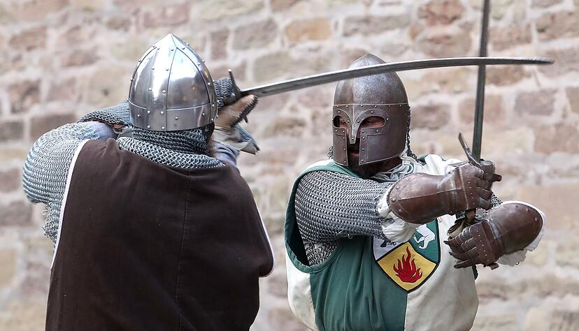 In diesem Jahr wird die Lechfeldschlacht auf dem Turnierplatz nachgestellt. Foto: Andreas Veigel