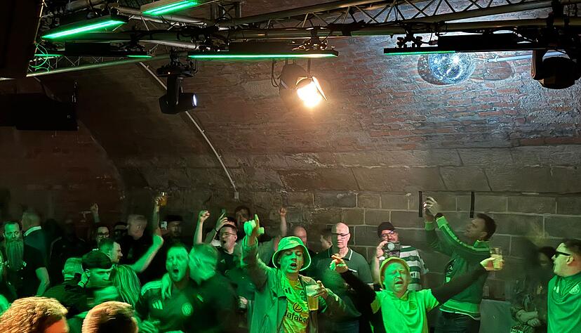 Schotten-Party im Club "Lerche 22" in Stuttgart vor dem Spiel zwischen dem VfB und Celtic Glasgow.