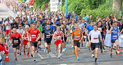 Start zum 10-Kilometer-Lauf: Die Strecke konnte im Jahr 2022 zum ersten Mal beim Trollinger-Marathon gelaufen werden.
Foto: Archiv/Seidel