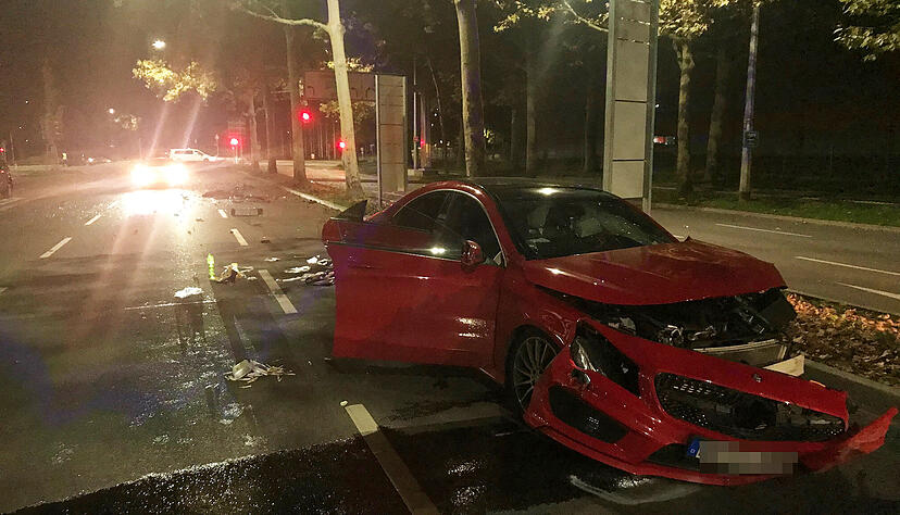 F&uuml;nf Verletzte bei Unfall in Heilbronn