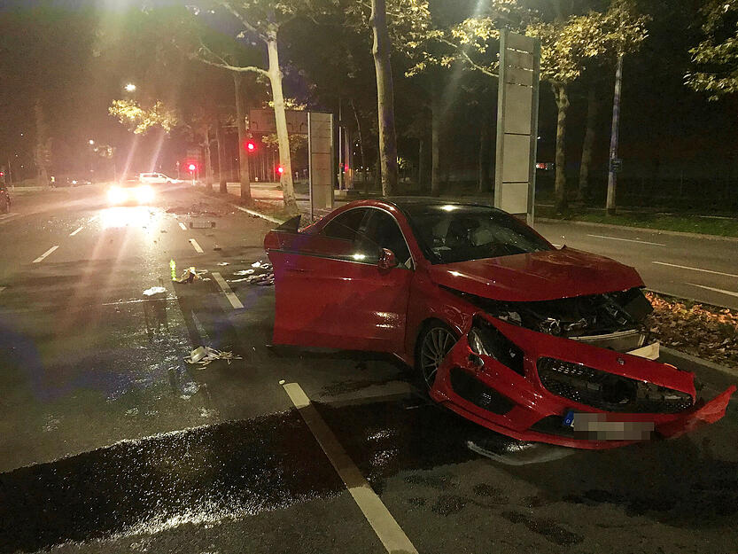 F&uuml;nf Verletzte bei Unfall in Heilbronn