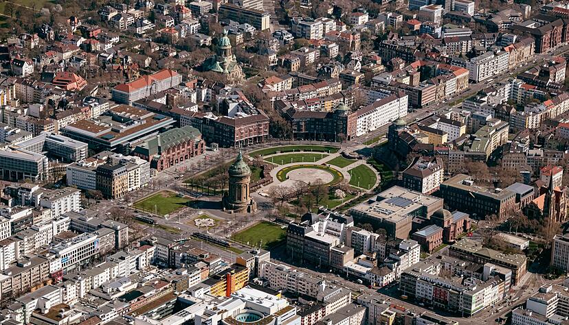 Zu viel Beton, zu wenig Gr&uuml;n: In Mannheim heizt es sich im Sommer am st&auml;rksten auf.(Archiv)