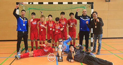 Ganz cool: Die D-Junioren der SG Kirchardt freuen sich &uuml;ber die Qualifikation f&uuml;r die badischen Futsal-Meisterschaften.