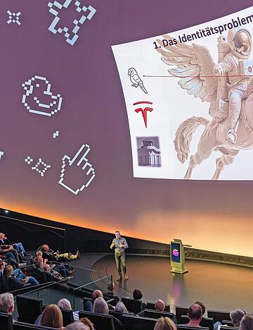 Eine Philosophie der K&uuml;nstlichen Intelligenz: Roberto Simanowski &uuml;ber das Dilemma mit Sprachmaschinen im Science Dome Heilbronn der Experimenta.