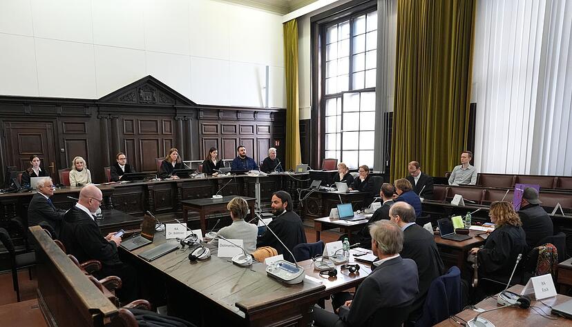 Im aktuellen Prozess gibt es sieben Angeklagte.