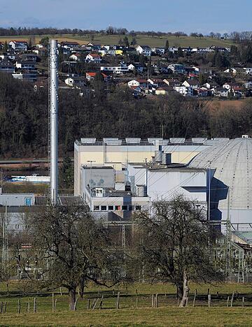 In der N&auml;he des ehemaligen Kernkraftwerks Obrigheim sollte nach fr&uuml;heren Planungen eine weitere Stromautobahn wie Suedlink enden. Das ist nun nicht mehr vorgesehen.
