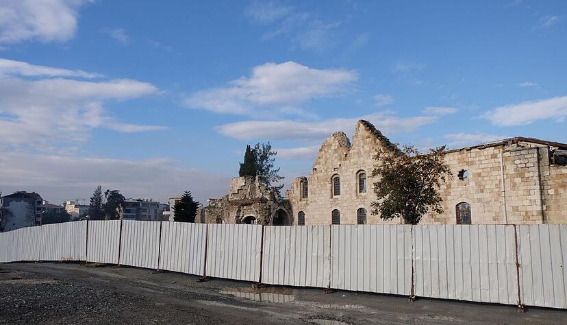Die Arbeiten f&uuml;r den Wiederaufbau haben begonnen
