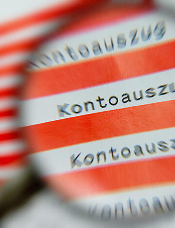 Lastschriftbetrug? Die Verbraucherzentrale warnt aktuell vor einer Abbuchung von „Megatipp Emergency Call Services TR".