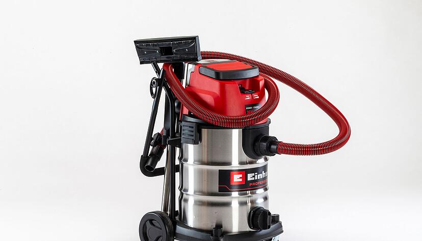 Einer der Preis-Tipps unter den Akku-Modellen ist der «TP-VC 36/30 S Auto» für 220 Euro von Einhell. Einer der Preis-Tipps unter den Akku-Modellen ist der «TP-VC 36/30 S Auto» für 220 Euro von Einhell.