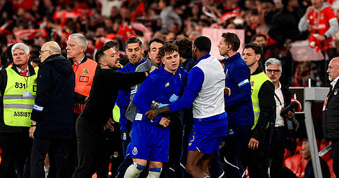 Der FC Porto spielt am Donnerstag in Stuttgart gegen den VfB. Am Wochenende gab es für die Portugiesen einen Dämpfer im hitzigen Topspiel. Der FC Porto spielt am Donnerstag in Stuttgart gegen den VfB. Am Wochenende gab es für die Portugiesen einen Dämpfer im hitzigen Topspiel.