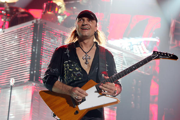 Scorpions live in concert