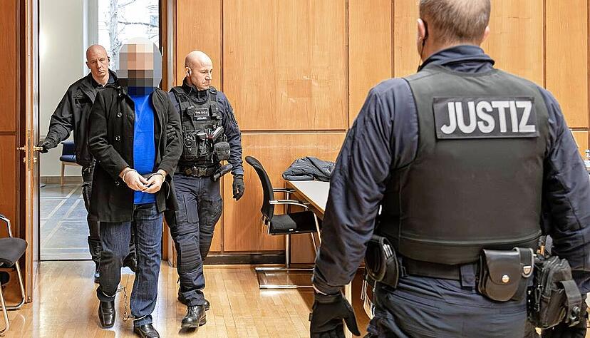 Justizwachtmeister sind aus dem Rechtssystem nicht wegzudenken. Sie sorgen f&uuml;r Sicherheit in Justizgeb&auml;uden, so auch im Heilbronner Landgericht.