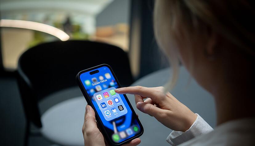 Alternativen zu großen sozialen Netzwerken: Angesichts von Datenschutzbedenken und intransparenten Algorithmen suchen nicht wenige nach neuen Plattformen. Alternativen zu großen sozialen Netzwerken: Angesichts von Datenschutzbedenken und intransparenten Algorithmen suchen nicht wenige nach neuen Plattformen.