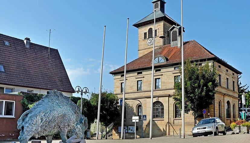Auch im Eberst&auml;dter Rathaus dr&uuml;ckt der Etat 2026 aufs Gem&uuml;t. Woanders ist das Defizit allerdings noch gr&ouml;&szlig;er.
