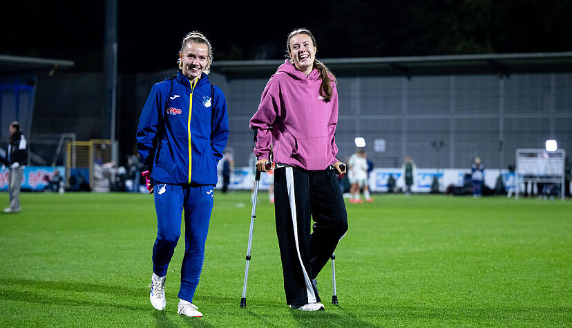 In Phase eins nach ihrem Kn&ouml;chelbruch und den Operationen ist Mara Alber von der TSG Hoffenheim Anfang Oktober mit Kr&uuml;cken im Stadion gewesen. Die Stockheimerin arbeitet inzwischen schon viel k&ouml;rperlicher.