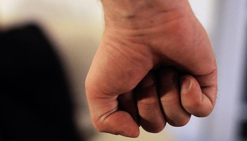 T&auml;terarbeit ist gleichzeitig auch Opferschutz, deshalb sollen die Angebote in diesem Bereich verbessert werden. Foto: Maurizio Gambarini/dpa +++ dpa-Bildfunk +++