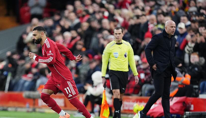 Mohamed Salah wurde beim Ligaspiel gegen Brighton & Hove Albion eingewechselt. Mohamed Salah wurde beim Ligaspiel gegen Brighton & Hove Albion eingewechselt.