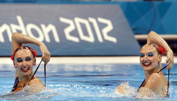 Natalia Ischtschenko und Swetlana Romaschina wurden erneut Olympiasiegerinnen. Foto: Barbara Walton Natalia Ischtschenko und Swetlana Romaschina wurden erneut Olympiasiegerinnen. Foto: Barbara Walton