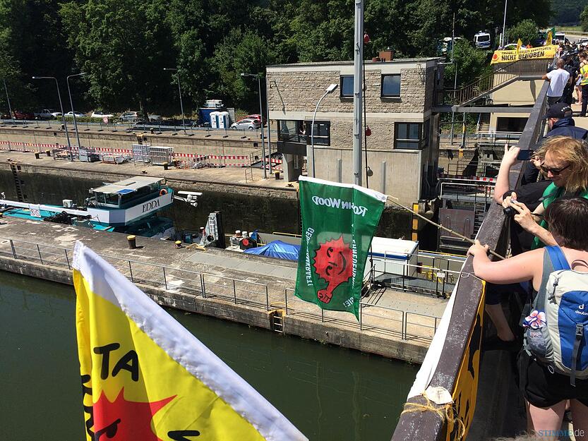 Protest gegen Castortransport auf dem Neckar | 26.6.