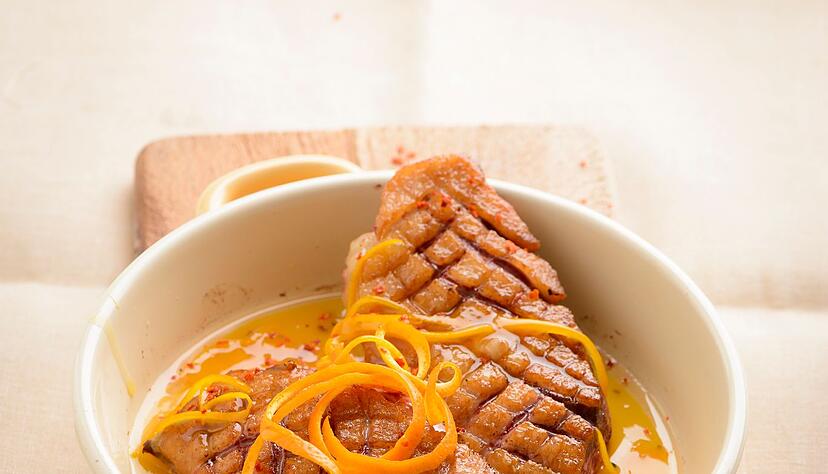 Orange verpasst der gebratenen Entenbrust einen fruchtigen Kick.