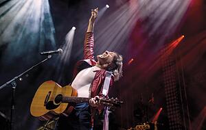 Highlight am letzten Abend des umfangreichen Programmangebots ist Musiklegende Albert Hammond.
Foto: Andreas Weihs