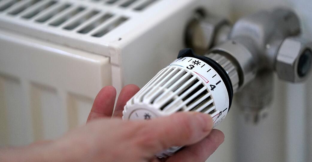 Die Soforthilfe für Gas- und Wärmekunden ist als Überbrückung gedacht, bis die Gaspreisbremse wirkt.